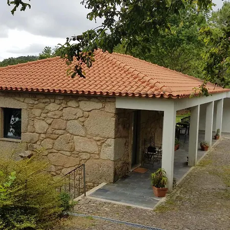 مزرعة للإقامة Trebid'ouro