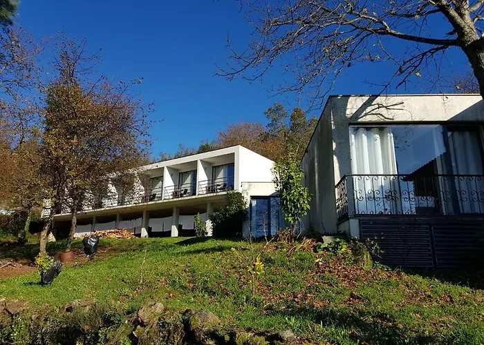 Trebid'ouro 农家乐 *